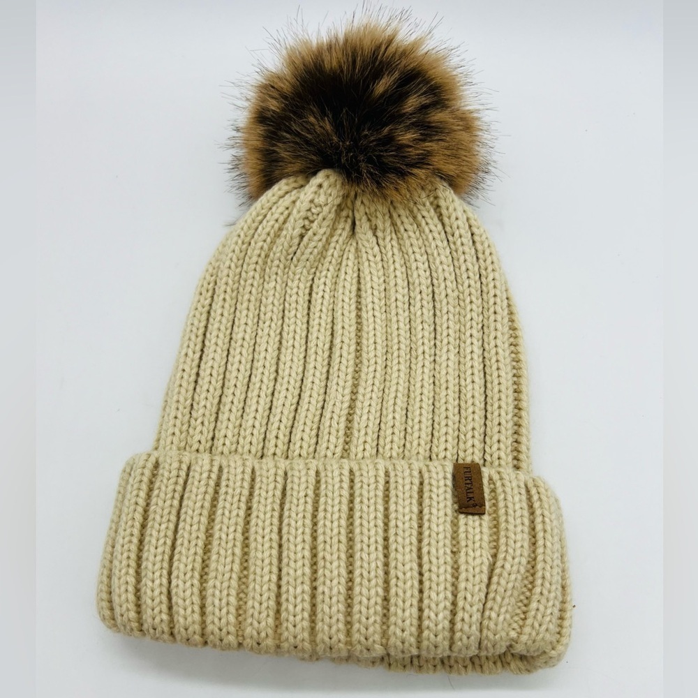 FURTALK WOMENS BEIGE ACRYLIC RIBBED KNIT BEANIE WITH FAUX FUR POM PON